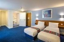 แทรเวลลอดจ์ สนามบินคาร์ดิฟ Hotel บาร์รี ภายนอก รูปภาพ